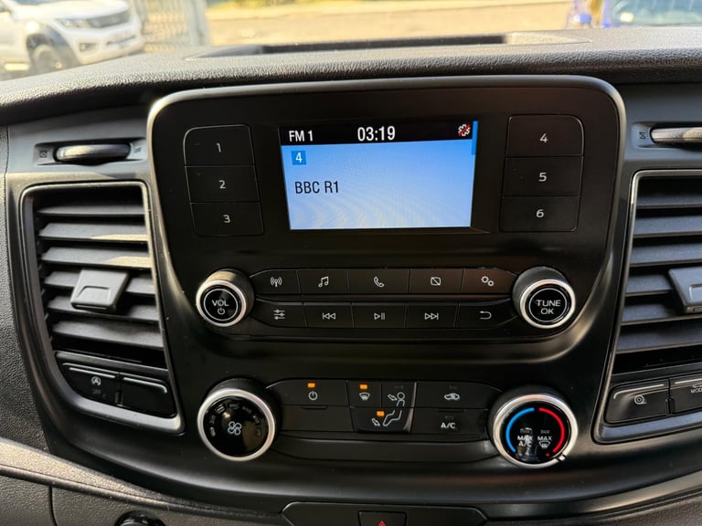 2020 Ford Transit Custom 2.0 300 EcoBlue Leader L1 H1 Euro 6 (s/s) 5dr PANEL VAN Diesel Manual