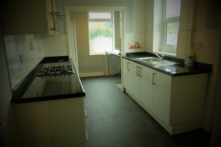 For rent 3 bedroom house in Swinton for £1250