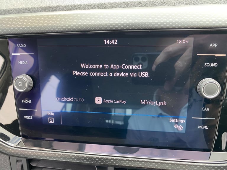 2020 Volkswagen T-Cross 1.0 TSI SE Euro 6 (s/s) 5dr HATCHBACK Petrol Manual