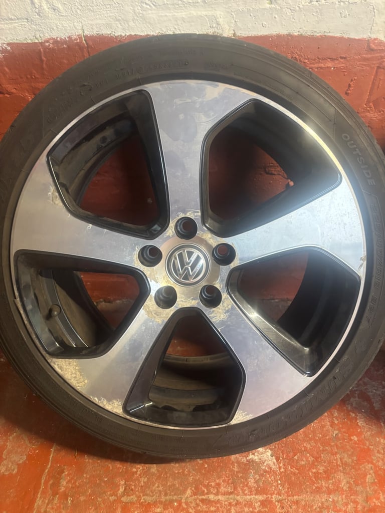 Golf GTI wheels (Caddy)