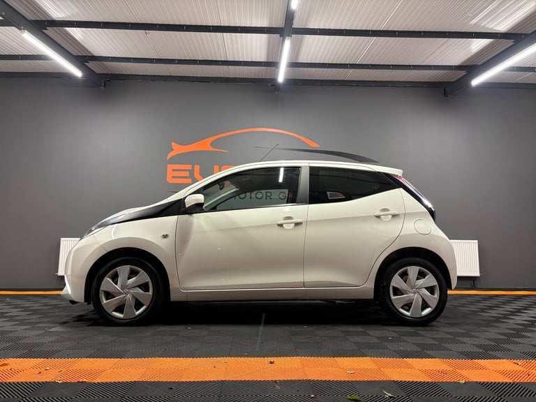 2018 Toyota AYGO 1.0 VVT-i X-Play 5dr HATCHBACK Petrol Manual
