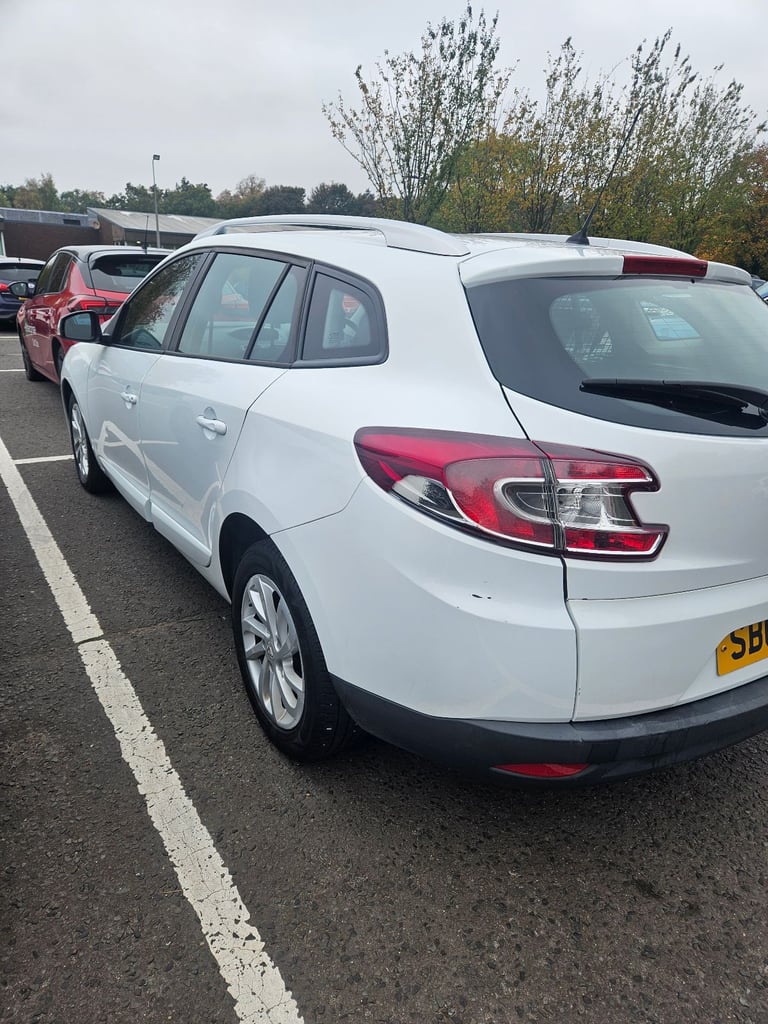 Renault, MEGANE, Estate, 2014, Manual, 1461 (cc), 5 doors