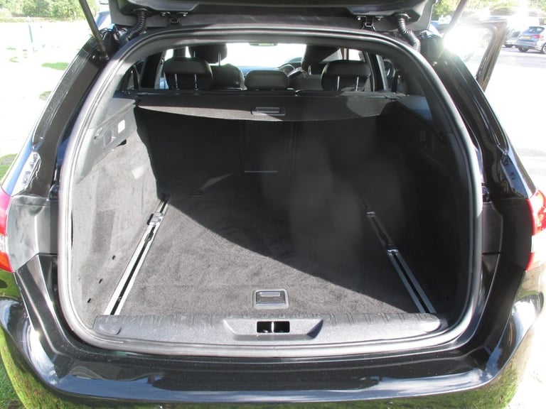 Peugeot 308 BLUE HDI S/S SW GT LINE