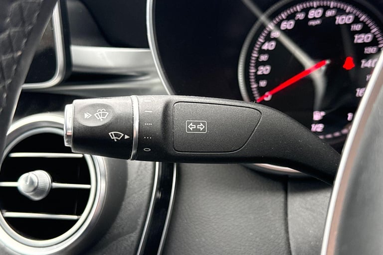 2017 Mercedes-Benz C Class C220d AMG Line 4dr SALOON DIESEL Manual