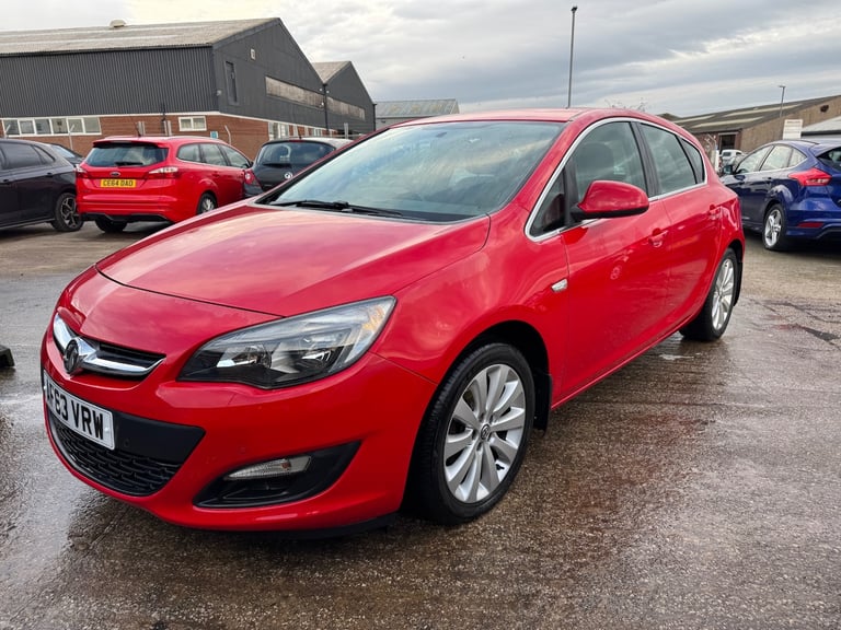 2013 Vauxhall Astra 1.6i 16V Tech Line 5dr Auto HATCHBACK Petrol Automatic