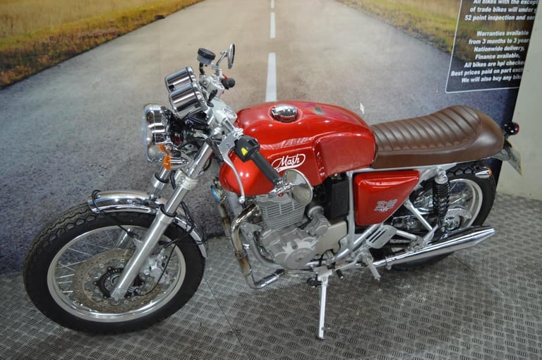 MASH TT 40 CAFE RACER 400 2020
