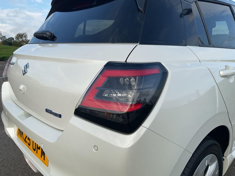  Suzuki Swift 1.2 MHEV Motion Euro 6 (s/s) 5dr Petrol/Electric Hybrid Manual