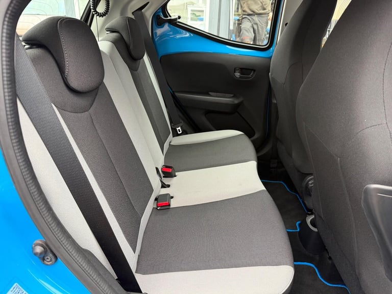 2016 Toyota AYGO 1.0 VVT-i x-cite x-shift Euro 6 5dr HATCHBACK Petrol Automatic