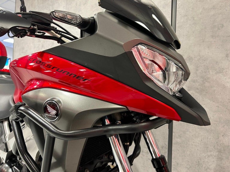 65/2015 Honda VFR800X Crossrunner - 15969 miles 