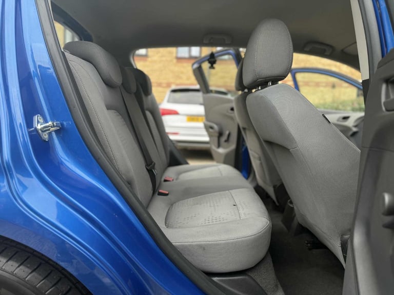 Chevrolet, AVEO, Hatchback, 2012, Manual, 1229 (cc), 5 doors