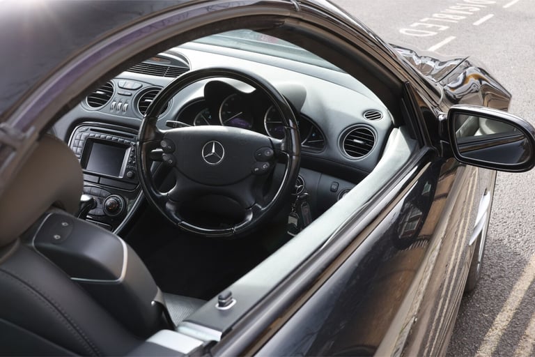 2004 Mercedes-Benz S-Class SL 600 2dr Tip Auto Bi-Turbo CONVERTIBLE Petrol Automatic