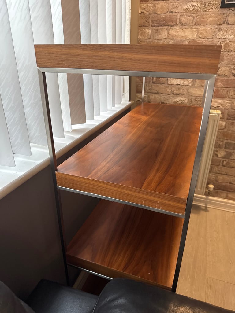 Shelf unit