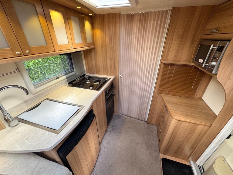 Bailey Unicorn Cadiz - 4 Bert - 2012 - caravan for sale