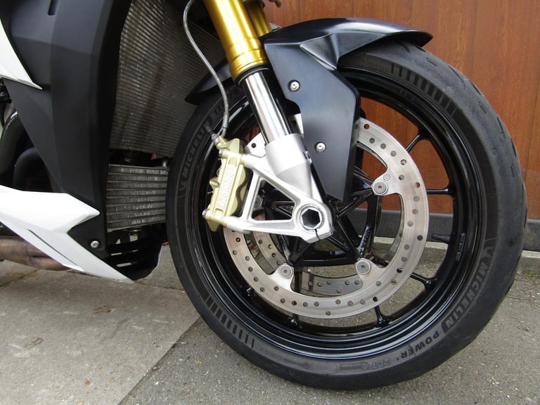 BMW S 1000 R, SERVICE HISTORY , 2015 MODEL, 4 RIDE MODES , Amazing condition .