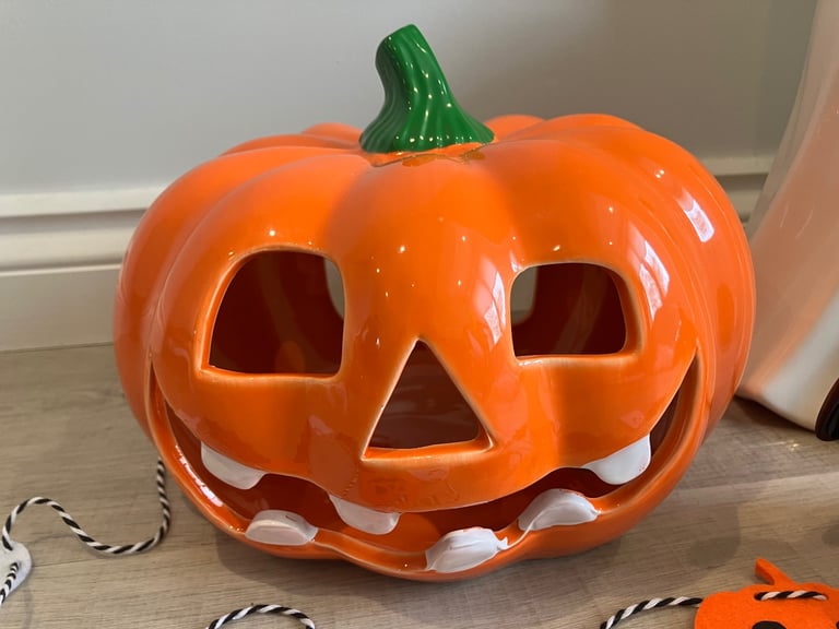 Halloween Decorations Bundle 