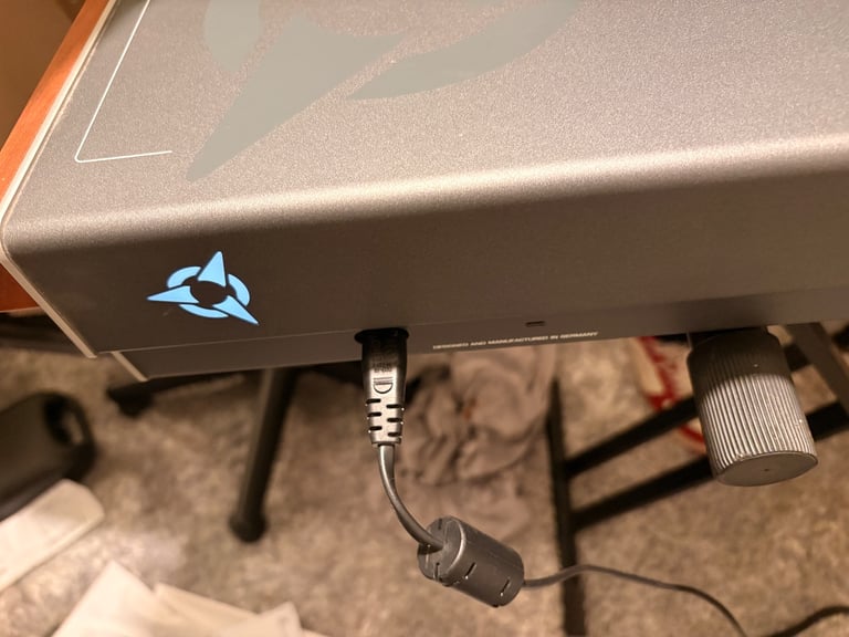 ACCESS VIRUS TI2 61 Key Synthesiser Excellent condition 