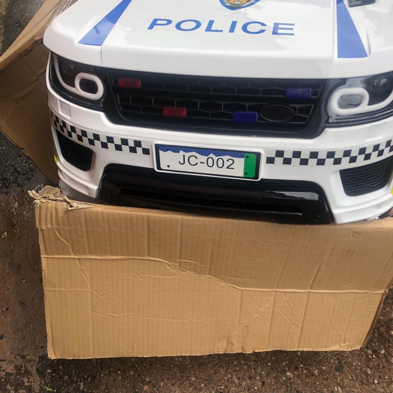 🚗🚗 kids ride in electric car battery operated brand new bargain 