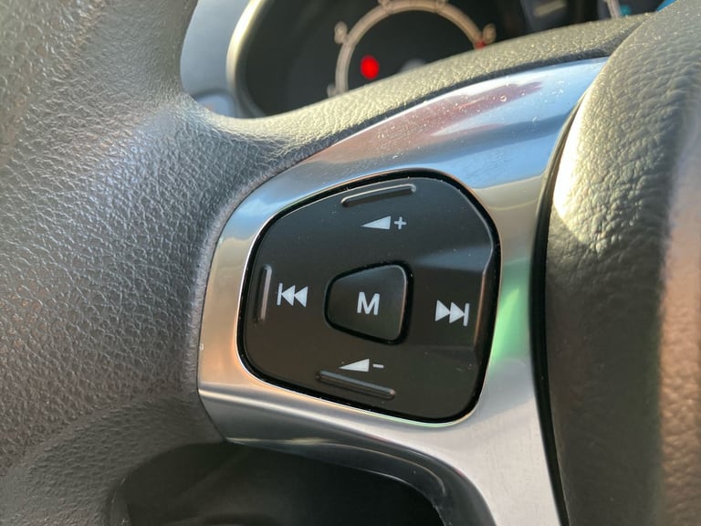 2015 Ford Fiesta 1.5 TDCi Style 5dr Hatchback Diesel Manual