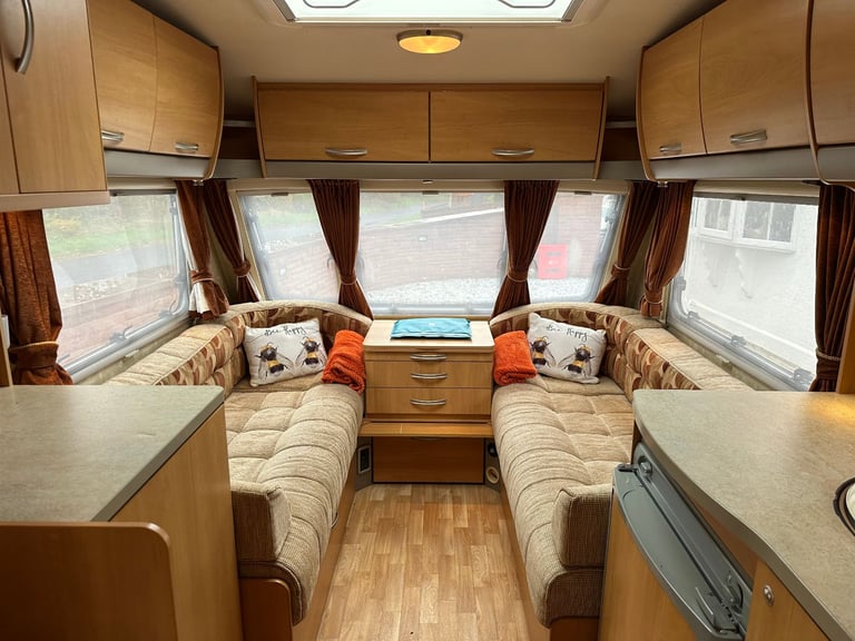 2007 SWIFT ORONSAY 6 BERTH, JUST SERVICED & DAMP TESTED