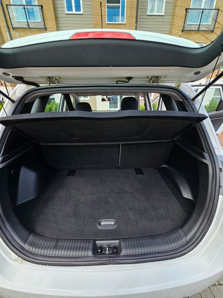 Hyundai, IX20, MPV, 2017, Other, 1591 (cc), 5 doors
