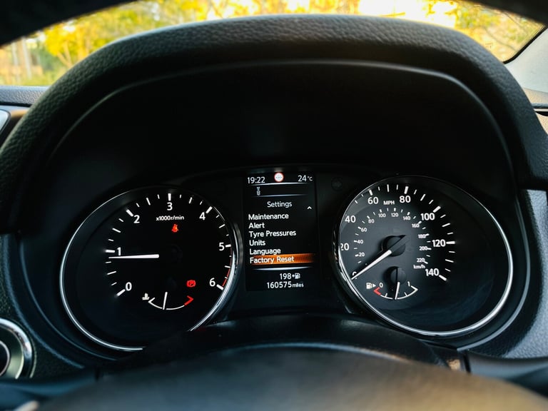 2014 Nissan Qashqai 1.5 dCi Tekna 5dr Diesel