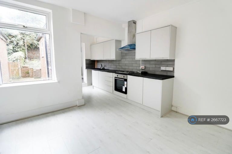 5 bedroom house in Cobden View Road, Sheffield, S10 (5 bed) (#2667723)