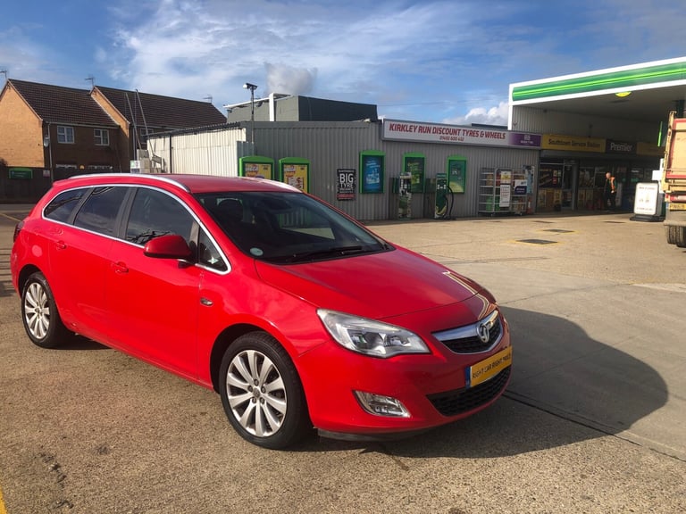2011 Vauxhall Astra 1.6i 16V SE 5dr Auto ESTATE Petrol Automatic