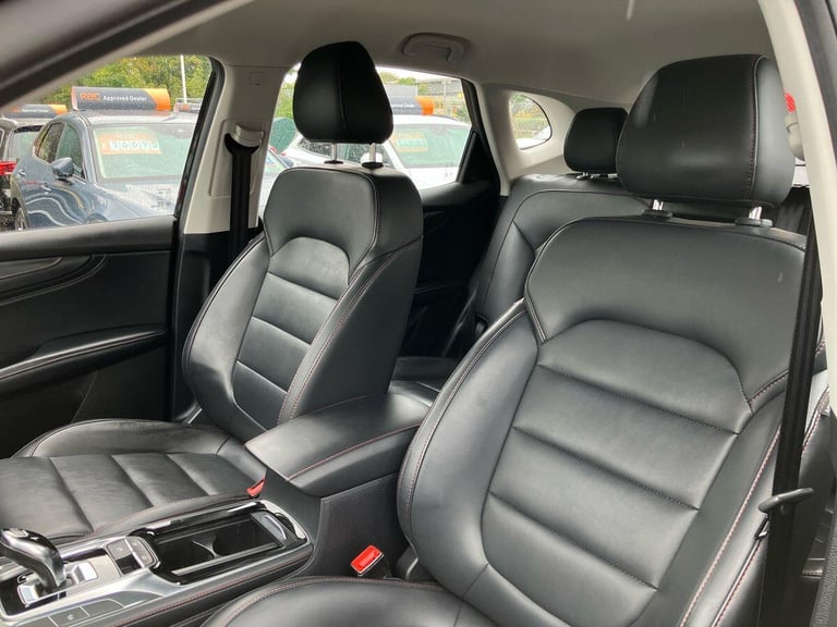 2022 MG MG HS EXCITE DCT ESTATE Petrol Automatic