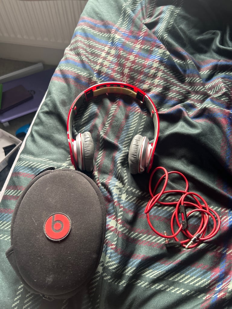image for Old school classic red beats 