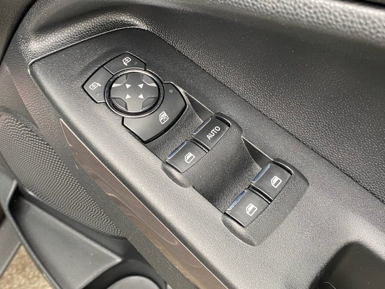 2019 Ford Ecosport 1.0T EcoBoost GPF Zetec SUV 5dr Petrol Manual Euro 6 (s/s) (125 ps) HATCHBACK ...