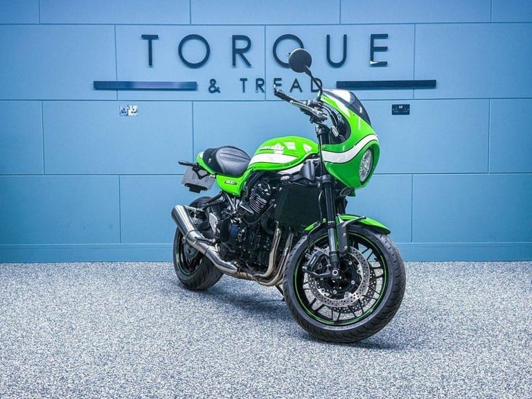 2018 18 KAWASAKI Z900 RS RS CAFE 900 SUPERNAKED - LOW MILES - MODERN CLASSIC