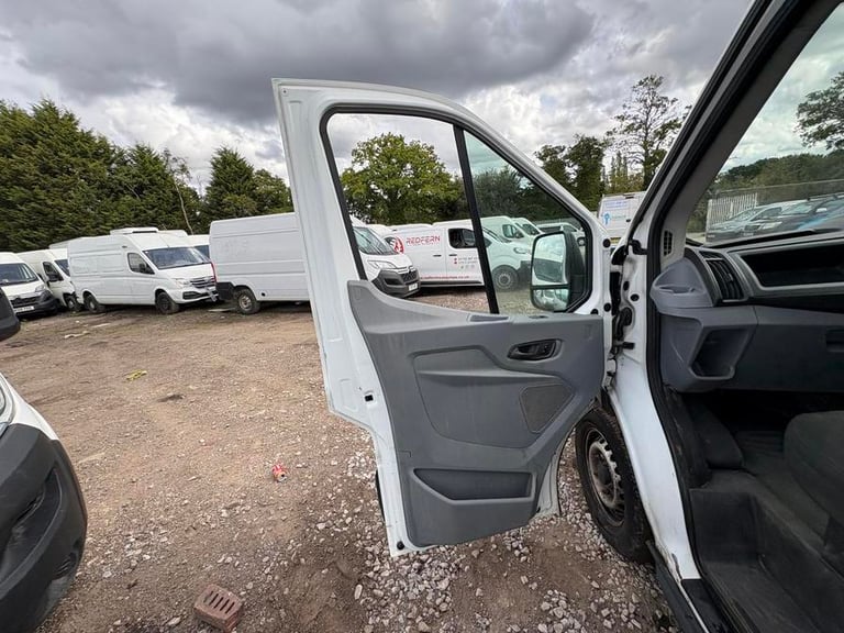 2015 Ford Transit 2.2 TDCi 125ps H3 Van PANEL VAN DIESEL Manual