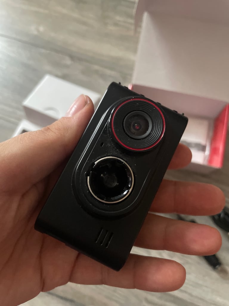 Garmin 35 dashcam boxed 