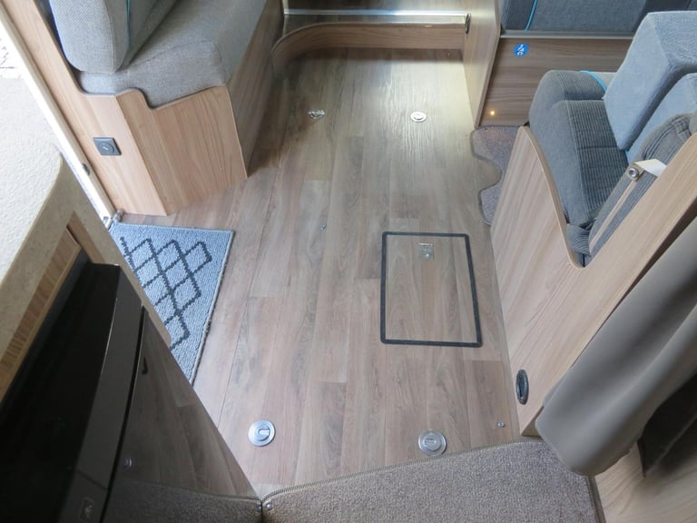 Swift Esprit 496 (extra wide wheelchair access door)