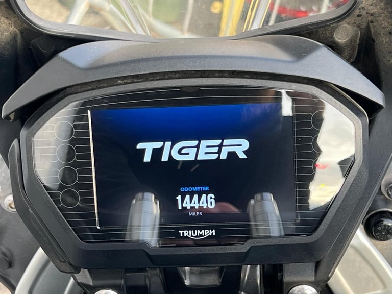 TRIUMPH TIGER 800 XCA ADVENTURE BIKE 2020 FSH
