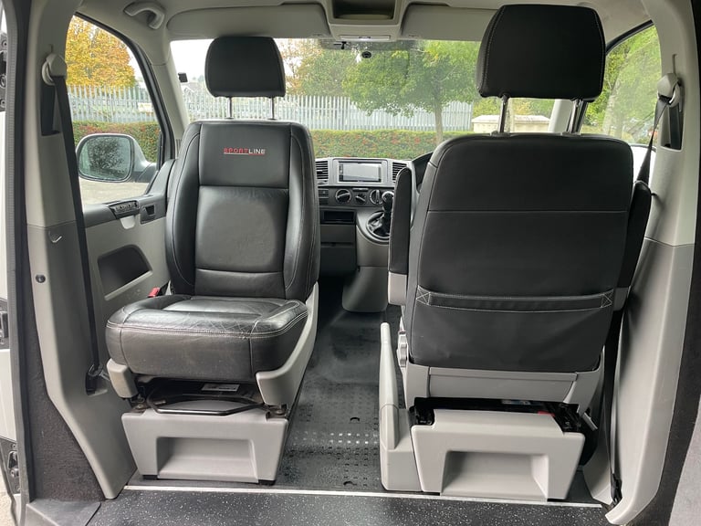 VW TRANSPORTER T5 CONVERTED VAN ROCK N ROLL BED ETC