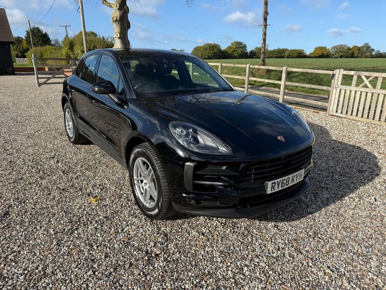 2019 Porsche Macan 2.0 Macan Semi-Auto 4WD 5dr SUV Petrol Automatic