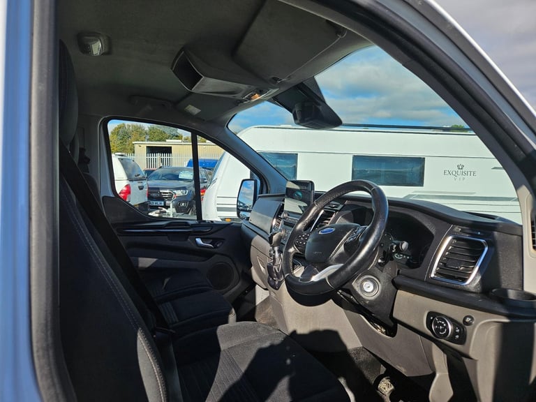 FORD TRANSIT CUSTOM 320 LIMITED 130 L2 CREWVAN, ULEZ FREE, WET BELT JUST DONE