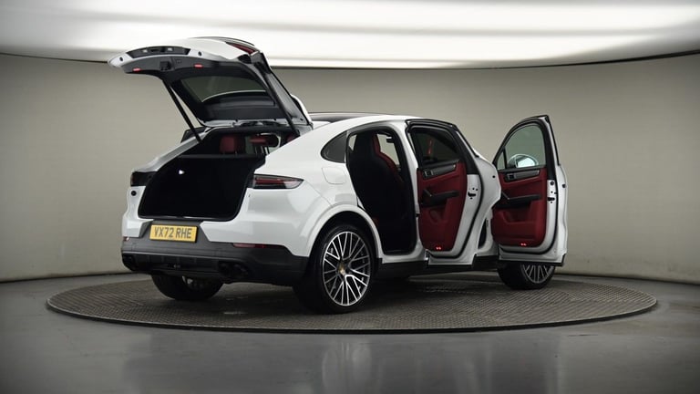 2022 Porsche Cayenne 3.0T V6 Platinum Edition TiptronicS 4WD Euro 6 (s/s) 5dr Coupe Petrol Automatic