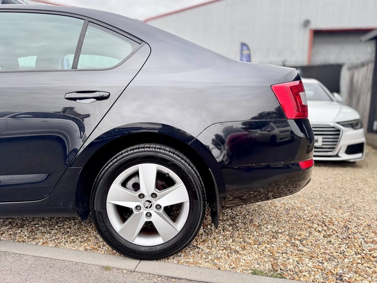 2014 Skoda Octavia 1.4 TSI SE 5dr HATCHBACK Petrol Manual