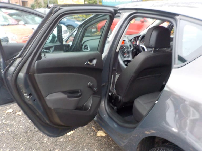 2015 Vauxhall Astra 1.6 CDTi ecoFLEX 94g Design Euro 6 (s/s) 5dr HATCHBACK Diesel Manual