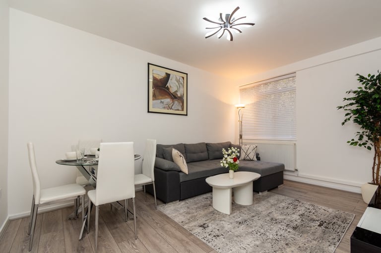 Bayswater ( W2 ) One Bedroom Apartment SHORT TERM LET near Hyde Park