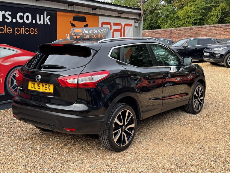 2015 Nissan Qashqai 1.6 DIG-T Tekna 2WD Euro 6 (s/s) 5dr HATCHBACK Petrol Manual