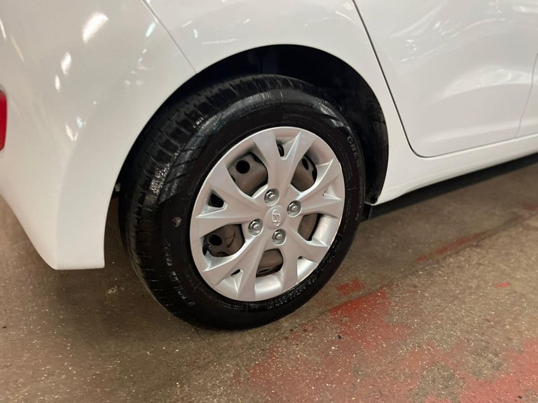  Hyundai i10 1.0 S Euro 5 5dr Petrol Manual