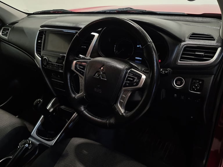 2020 Mitsubishi L200 2.2 DI-D DC WARRIOR PICKUP DOUBLE CAB 4DR MANUAL 4WD 150 BHP Pickup Diesel M...