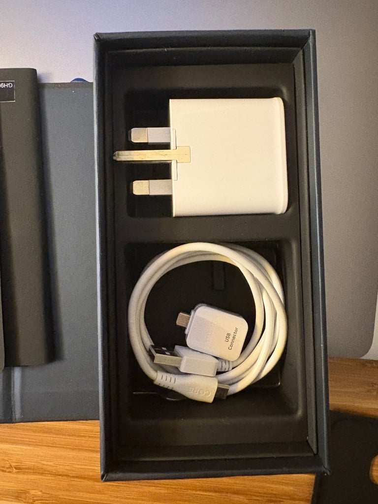 Samsung Galaxy S7 Edge – 32GB – Great Condition  £50