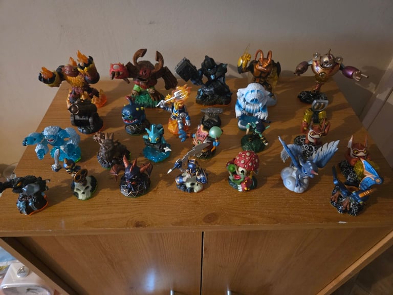 image for Spyro skylanders figures