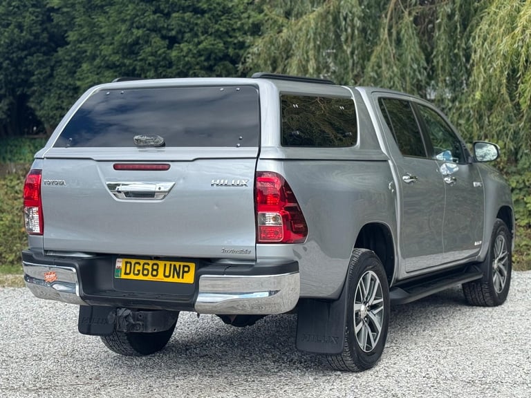 2018 Toyota Hilux 2.4 D-4D Invincible Auto 4WD Euro 6 (s/s) 4dr (TSS) PICK UP Diesel Automatic