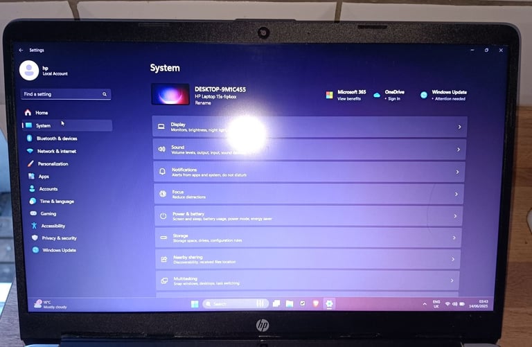 Hp Envy - laptop 15.6 inch FHD - Intel i5 11th gen - 16GB ram - 512GB SSD - delivery
