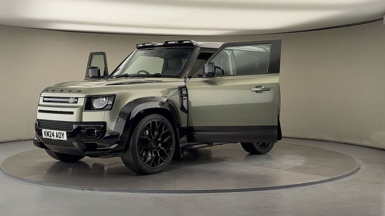 2024 Land Rover Defender 3.0 D300 X-Dynamic HSE 90 3dr Auto ESTATE DIESEL Automatic